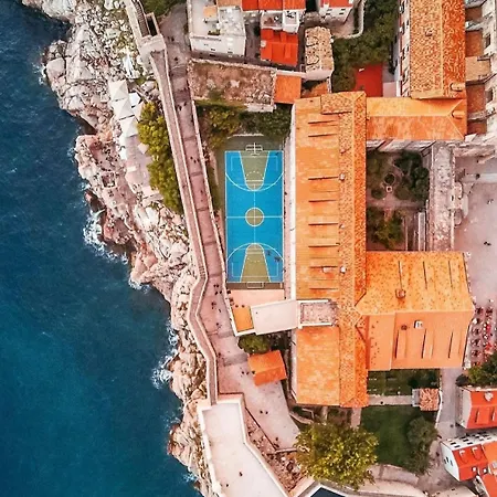 La Strada - Luxury Holiday - Old Town